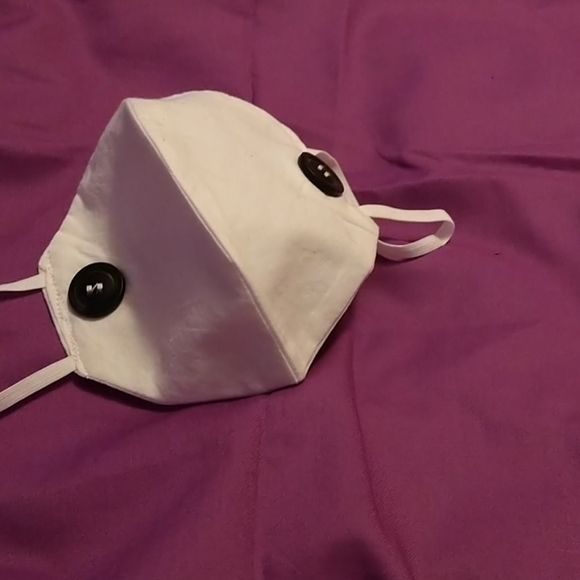 Adjustable mask - Picture 2 of 2